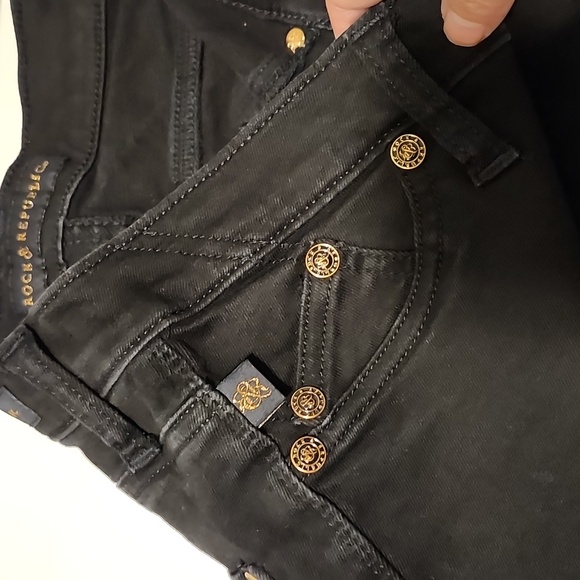 NWOT Women's Rock &Republic Black Skinny Jeans Size 4 Kashmiere - Picture 3 of 8